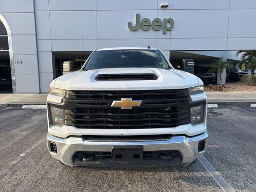 Summit White 2024 Chevrolet Silverado 3500 WT