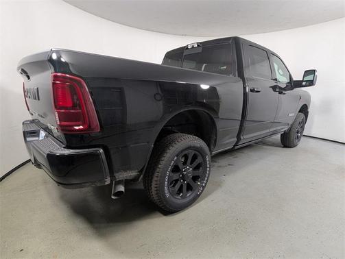 2026 RAM 2500 Laramie Crew Cab 4x4 6'4' Box