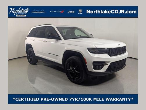 Bright White Clearcoat 2023 Jeep Grand Cherokee Altitude