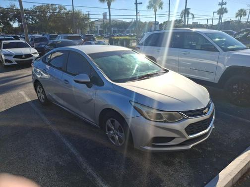 2017 Chevrolet Cruze LS