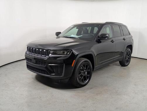 2026 Jeep Grand Cherokee Altitude