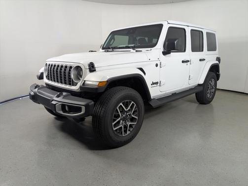 2025 Jeep Wrangler 4-Door Sahara 4x4