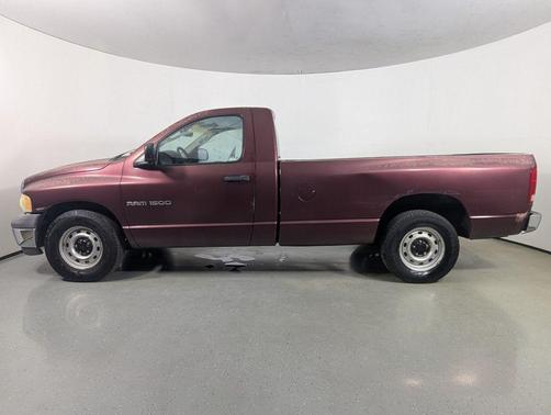 Red 2002 Dodge Ram 1500 SLT