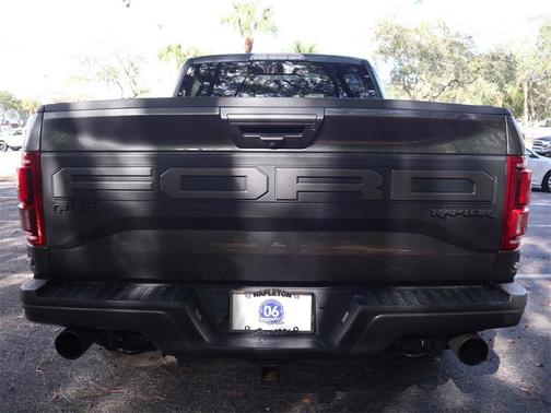Photo 5 of 25 of 2019 Ford F-150 Raptor