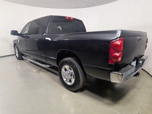 Brilliant Black Crystal Pearl 2007 Dodge Ram 2500 SLT Mega Cab