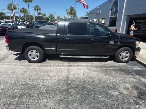 Brilliant Black Crystal Pearl 2007 Dodge Ram 2500 SLT