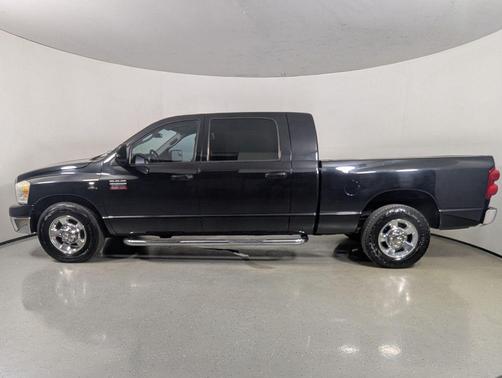 Brilliant Black Crystal Pearl 2007 Dodge Ram 2500 SLT Mega Cab