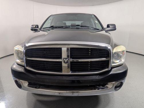 Brilliant Black Crystal Pearl 2007 Dodge Ram 2500 SLT Mega Cab