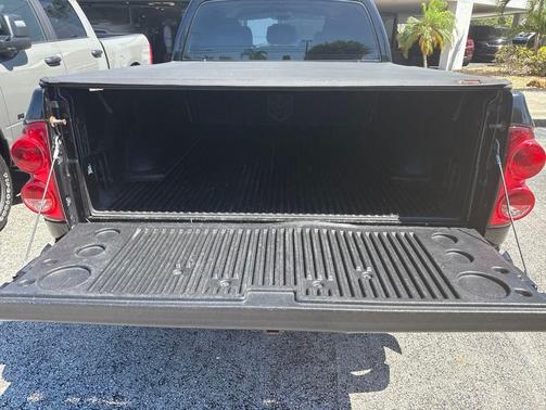Brilliant Black Crystal Pearl 2007 Dodge Ram 2500 SLT