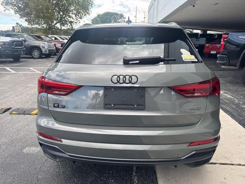 2021 Audi Q3 45 S line Premium