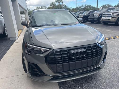 2021 Audi Q3 45 S line Premium