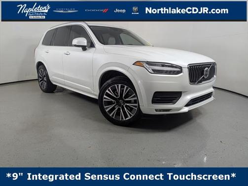 2020 Volvo XC90 T6 Momentum