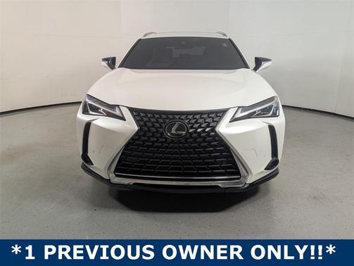 2022 Lexus UX 200 Base