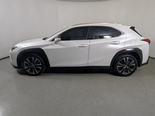2022 Lexus UX 200 Base