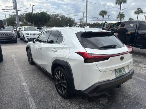 2022 Lexus UX 200 Base
