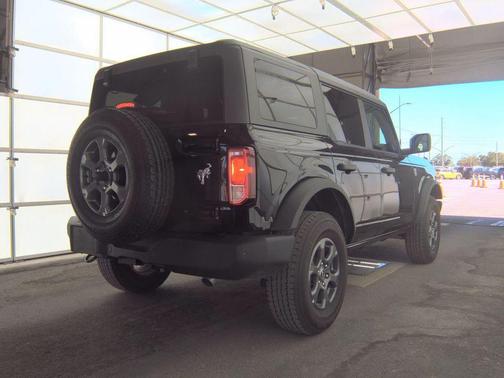 Shadow Black 2025 Ford Bronco Big Bend