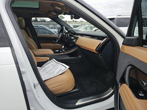 2024 Land Rover Range Rover Sport SE