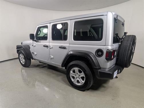 2022 Jeep Wrangler Unlimited Sport