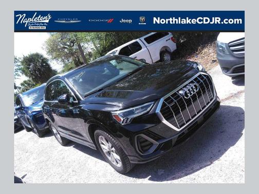 2025 Audi Q3 Premium 45 TFSI S line quattro Tiptronic