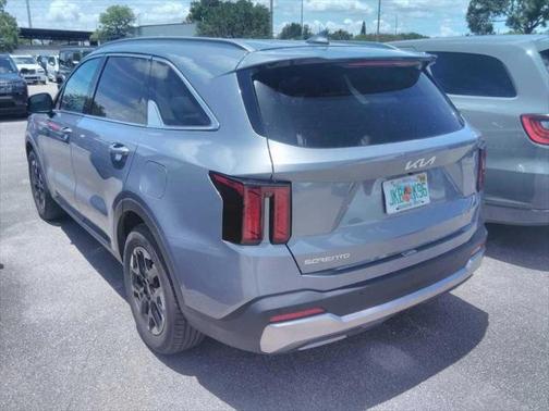 2024 Kia Sorento S