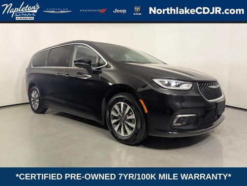 2024 Chrysler Pacifica Hybrid Select