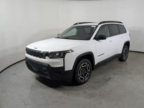 2026 Jeep Cherokee Laredo 4x4
