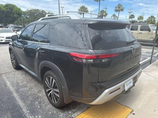 Super Black 2024 Nissan Pathfinder Platinum 4WD