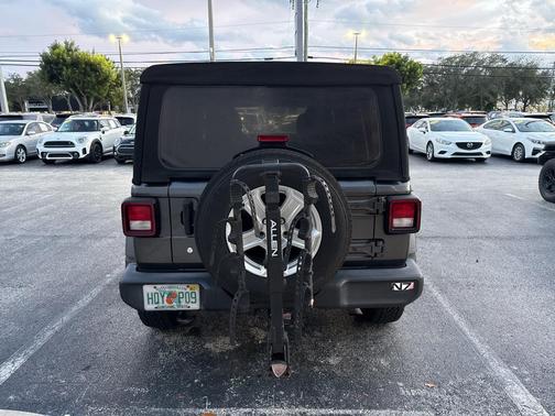 2018 Jeep Wrangler Unlimited Sport