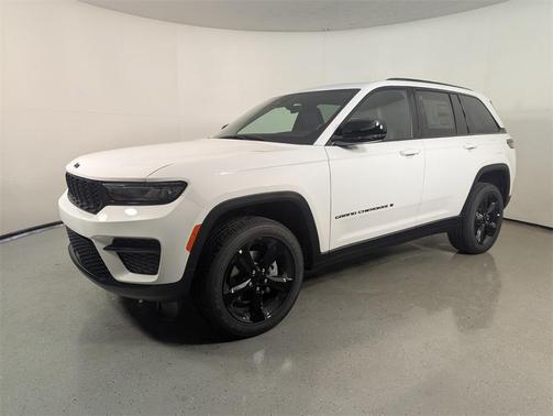 2025 Jeep Grand Cherokee Altitude