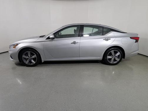 2022 Nissan Altima 2.5 SL
