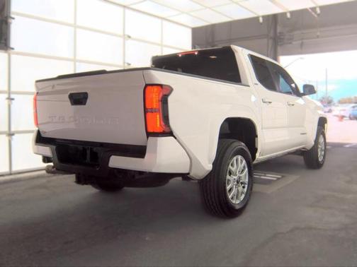 Ice Cap 2025 Toyota Tacoma SR5