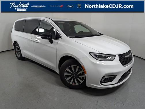 2025 Chrysler Pacifica Hybrid Select