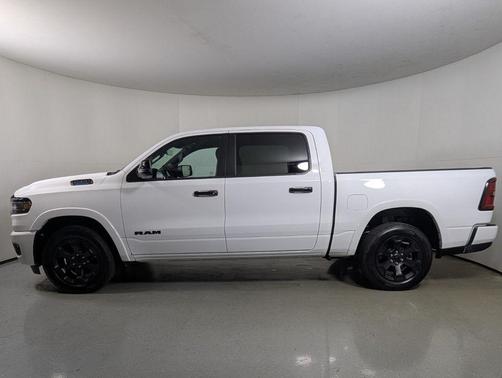 Bright White Clearcoat 2025 RAM 1500 Big Horn/Lone Star