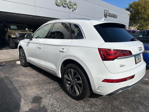 2021 Audi Q5 45 Premium Plus