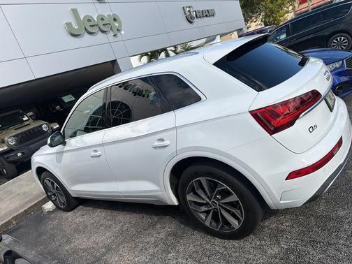 2021 Audi Q5 45 Premium Plus