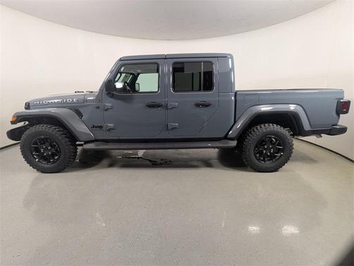 2025 Jeep Gladiator High Tide