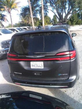 2023 Chrysler Pacifica Hybrid Touring L