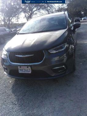 2023 Chrysler Pacifica Hybrid Touring L