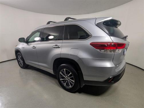 2017 Toyota Highlander Hybrid XLE