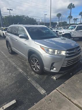 2017 Toyota Highlander Hybrid XLE