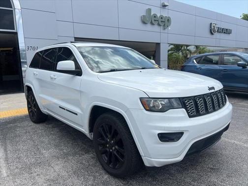 2018 Jeep Grand Cherokee Altitude