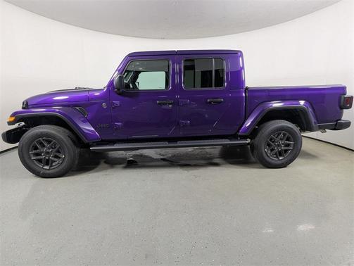 2026 Jeep Gladiator Sport S