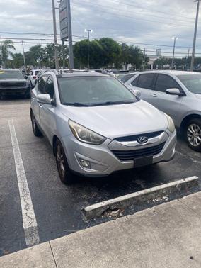 Diamond Silver 2014 Hyundai TUCSON Limited