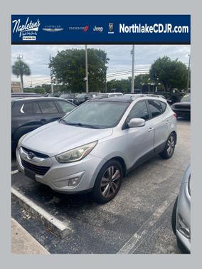 Diamond Silver 2014 Hyundai TUCSON Limited