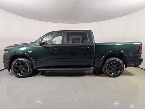 Serrano Green Metallic 2026 RAM 1500 Big Horn/Lone Star