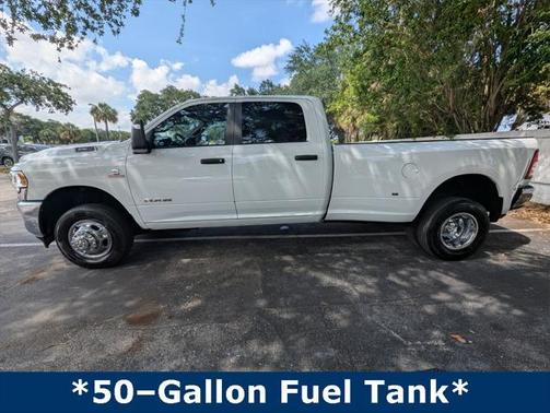 2024 RAM 3500 Big Horn Crew Cab 4x4 8' Box