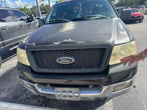 2004 Ford F-150 XLT