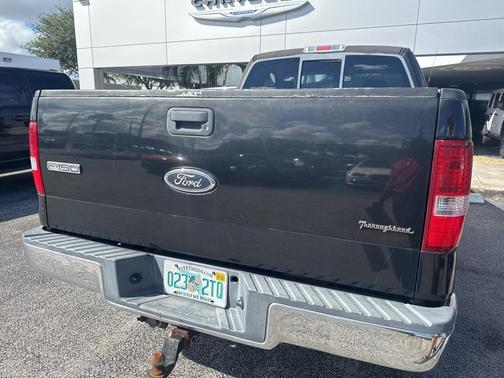 2004 Ford F-150 XLT