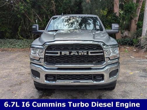 2024 RAM 2500 Tradesman Crew Cab 4x4 6'4' Box