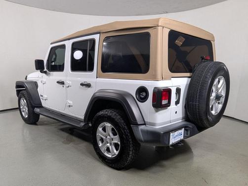 Bright White Clearcoat 2019 Jeep Wrangler Unlimited Sport